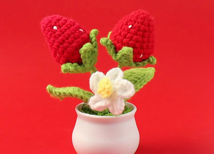 Strawberry Crochet Potting Cute Kintted Flowers Handwoven Flowers for Table Car Bookshelf Home Decor Gift Crochet Strawberry