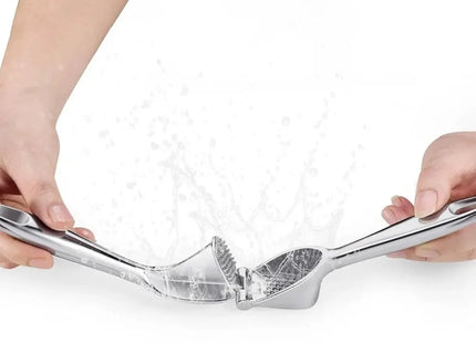 Hand Press Garlic Crusher Easy To Squeeze and Clean Soft and Easy To Squeeze Handle Zinc Alloy Garlic Chopper and Crusher